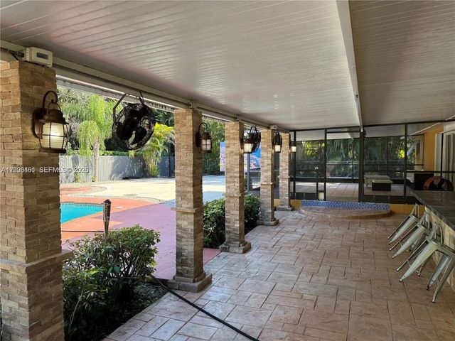 4 of 17 - 11845 Sw 97th Avenue, Miami, FL
