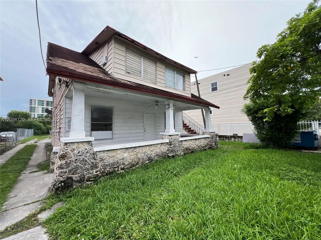 430 Sw 3rd Street #1, Miami