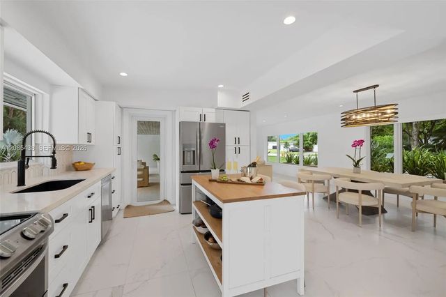 4 of 54 - 7421 Sw 131st Street, Pinecrest, FL