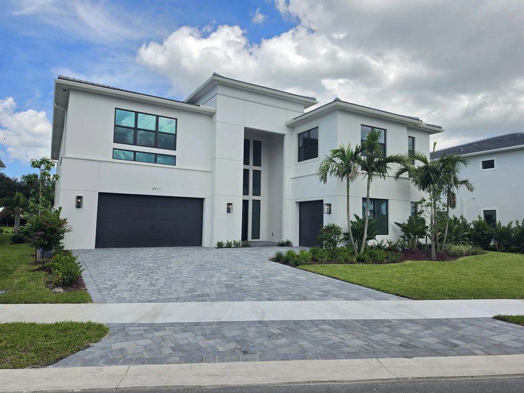 9911 Meravita Avenue, Boca Raton