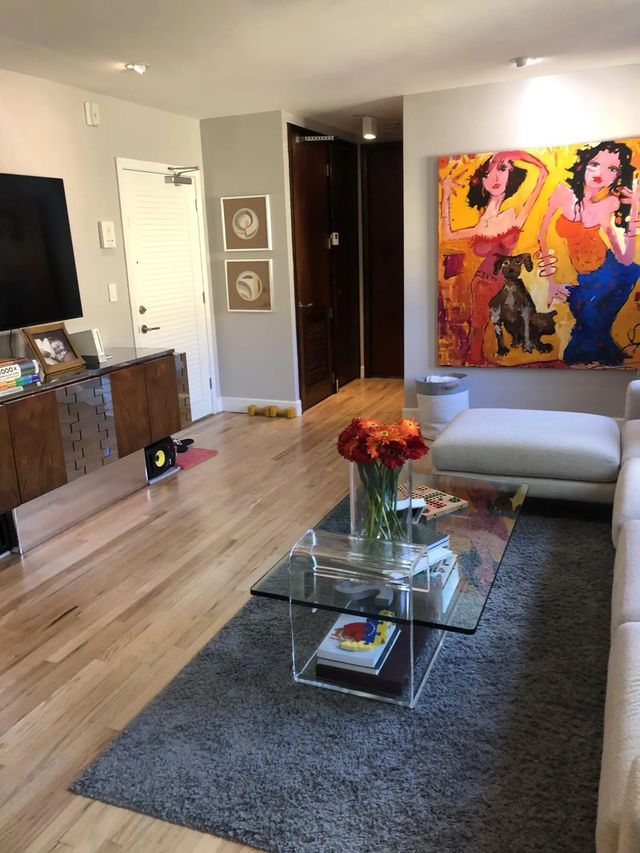 2 of 5 - 1308 Drexel Avenue #204, Miami Beach, FL