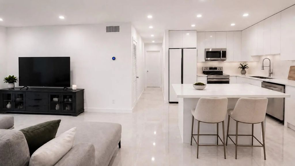 6249 Bay Club Drive #3, Fort Lauderdale