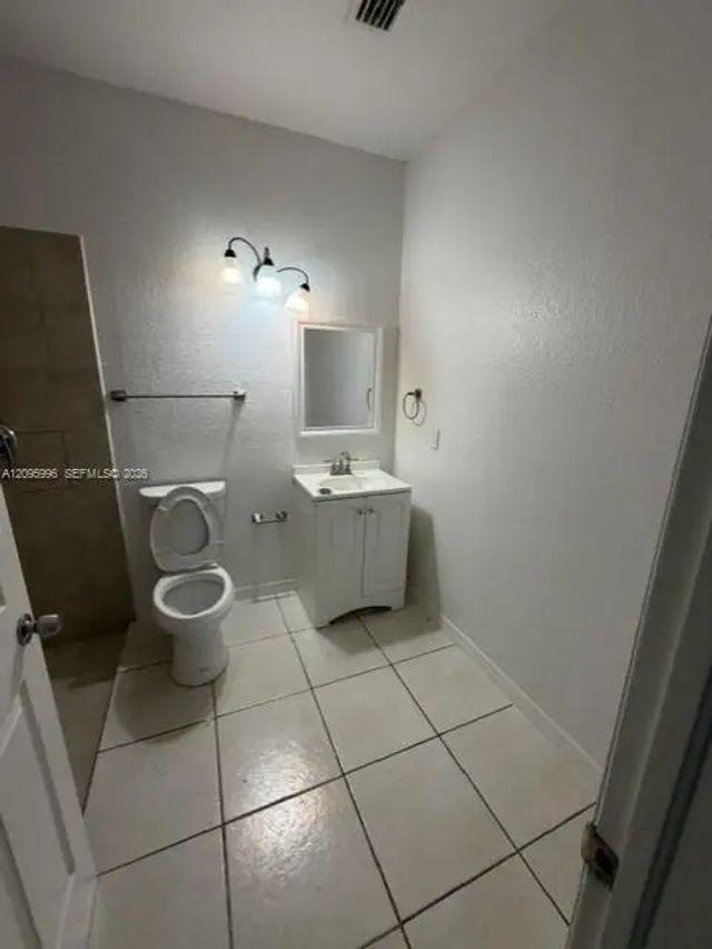 5 of 11 - 28402 Sw 141st Place, Homestead, FL