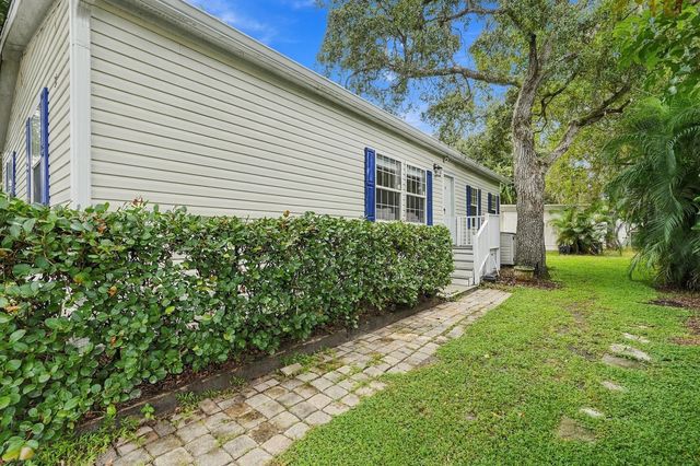 2555 Pga Boulevard #37, Palm Beach Gardens