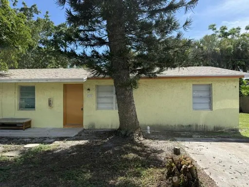 4935 Gulfstream Road, Lake Worth