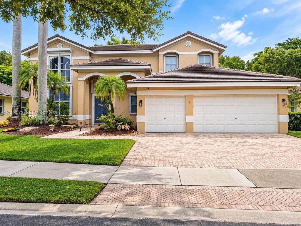 3961 Nighthawk Drive, Weston