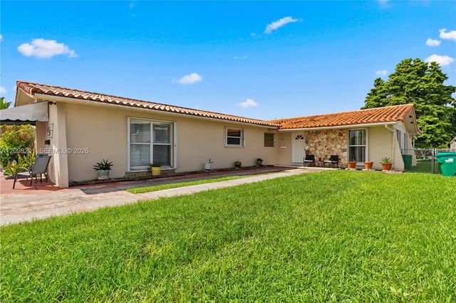 2450 Sw 90th Avenue, Miami