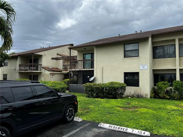 425 Nw 210th Street #102, Miami Gardens