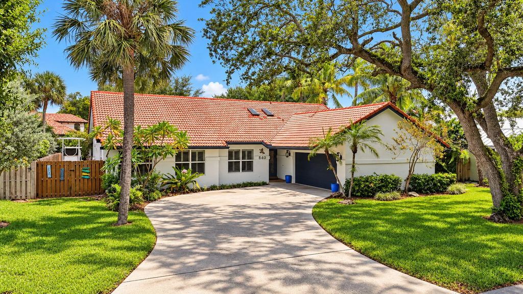 840 Sw 21st Street, Boca Raton