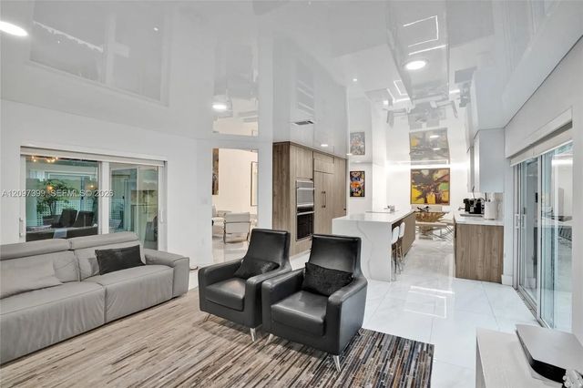 5 of 43 - 11366 Nw 52nd Street, Doral, FL