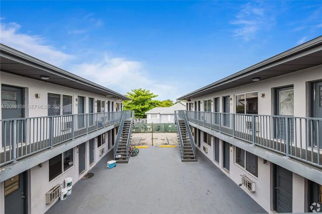 734 Nw 80th Street, Miami