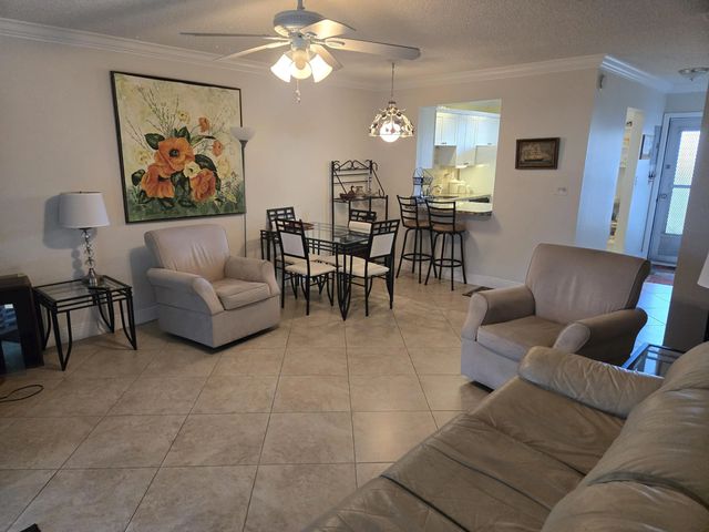 5 of 23 - 2682 Garden Drive S #304, Lake Worth, FL
