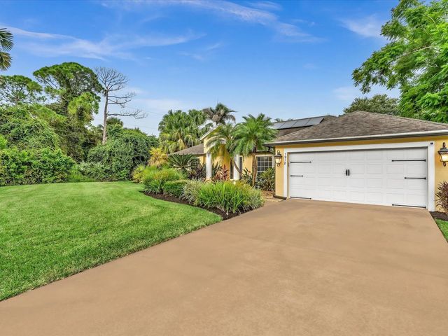 4 of 76 - 1918 Sw Bellevue Avenue, Port St. Lucie, FL