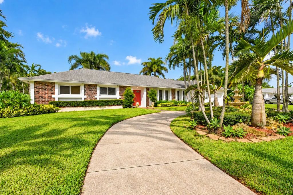 8 Bell Lane, West Palm Beach