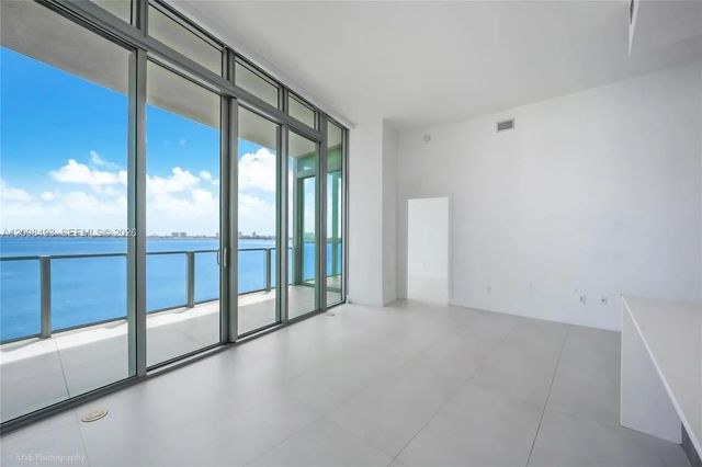3 of 30 - 2900 Ne 7th Avenue #602, Miami, FL