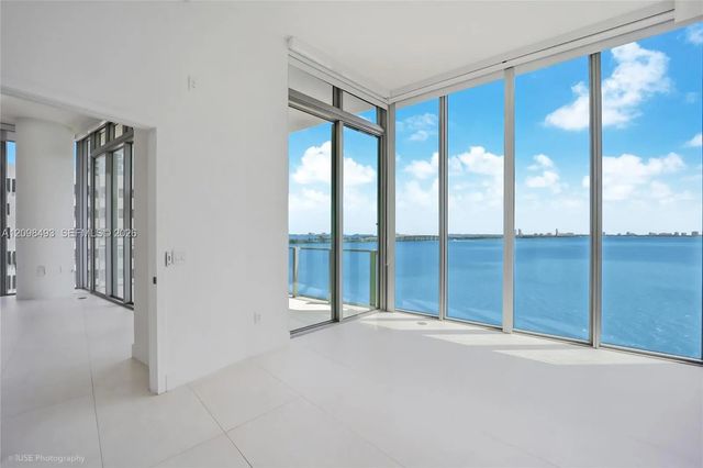 5 of 30 - 2900 Ne 7th Avenue #602, Miami, FL