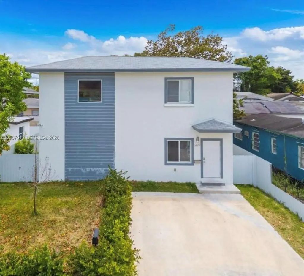 1426 Nw 74th Street, Miami