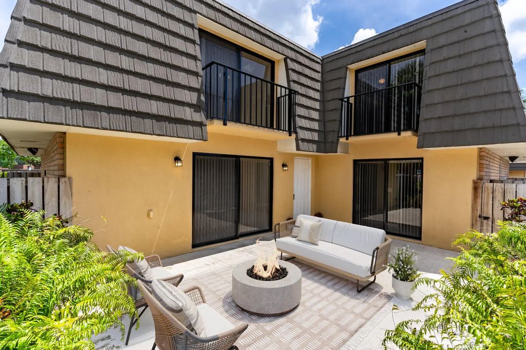 622 6th Way, West Palm Beach