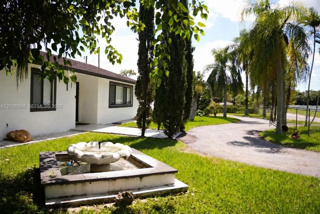 4 of 20 - 17475 Sw 182nd Avenue, Miami, FL