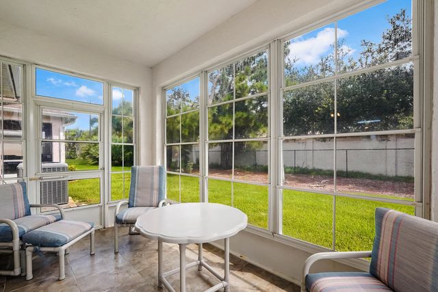 3 of 24 - 527 Nw Portofino Lane, Port St. Lucie, FL