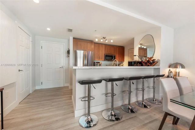 4 of 26 - 1300 Ponce De Leon Boulevard #800, Coral Gables, FL