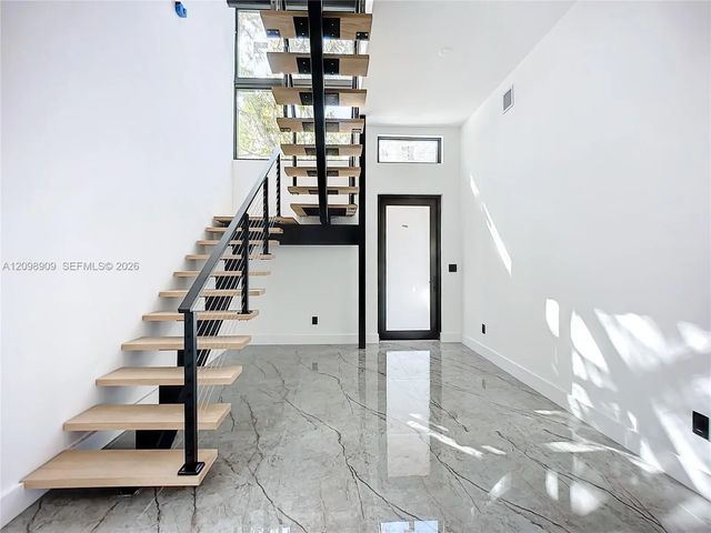 4 of 26 - 3069 Sw 27th Terrace, Miami, FL