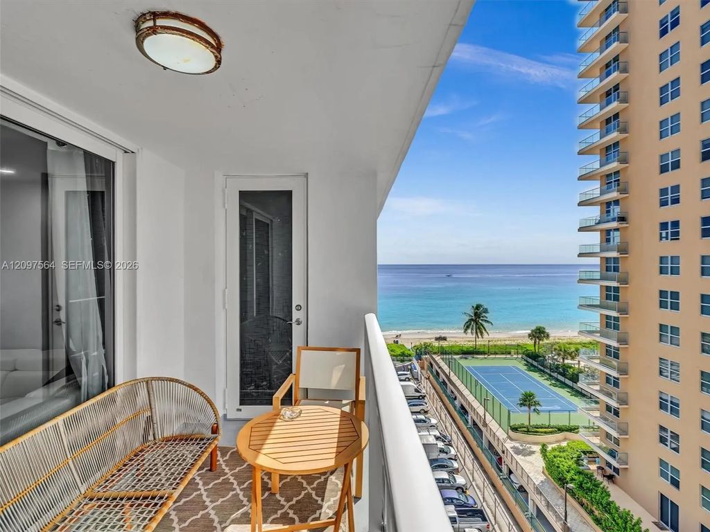 1904 S Ocean Drive #905, Hallandale Beach