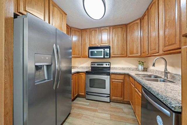 3 of 16 - 171 Banyan Circle, Jupiter, FL