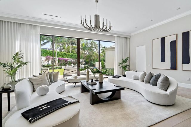 3 of 14 - 150 El Vedado Road, Palm Beach, FL