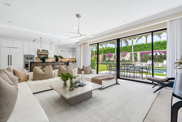 5 of 14 - 150 El Vedado Road, Palm Beach, FL
