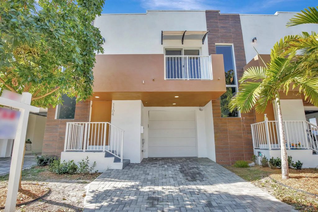 1108 S 20th Avenue #1108, Hollywood