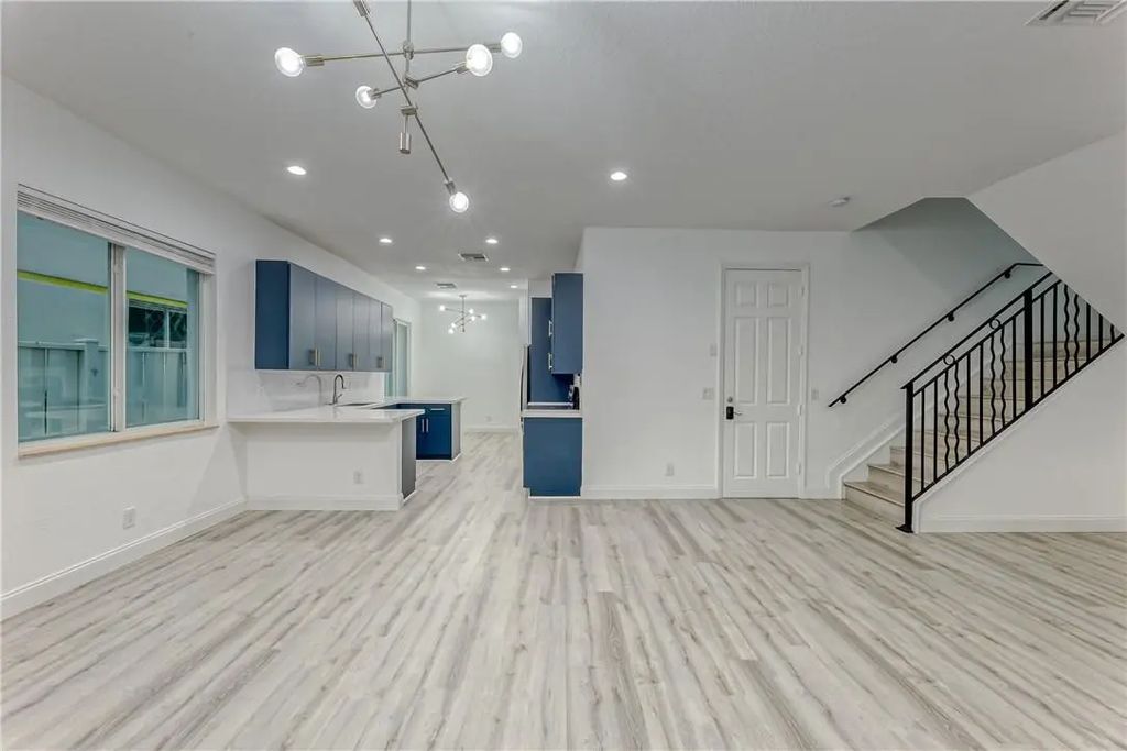 500 Sw 4th Avenue, Fort Lauderdale