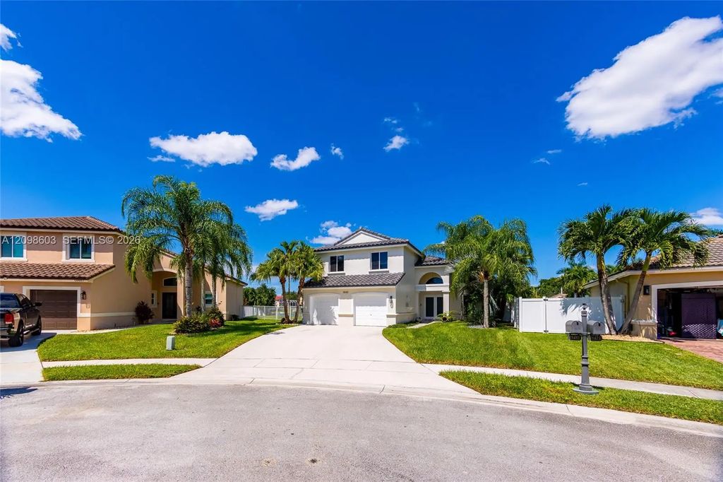 18481 Nw 24th Street, Pembroke Pines