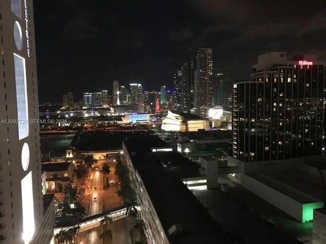 3 of 14 - 1750 N Bayshore Drive #2408, Miami, FL