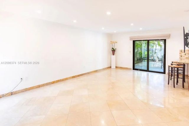 3 of 46 - 13153 Sw 95th Avenue, Miami, FL