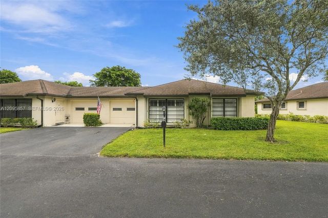 4865 Equestrian Road #b, Boynton Beach