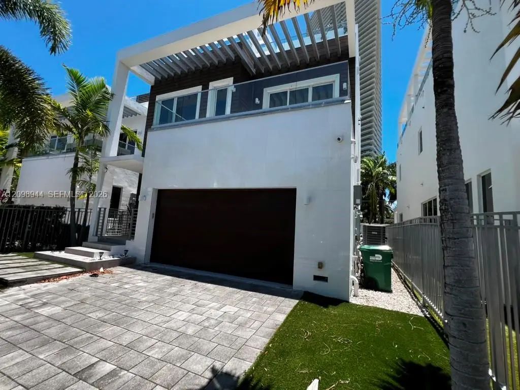 18975 Atlantic Boulevard, Sunny Isles Beach