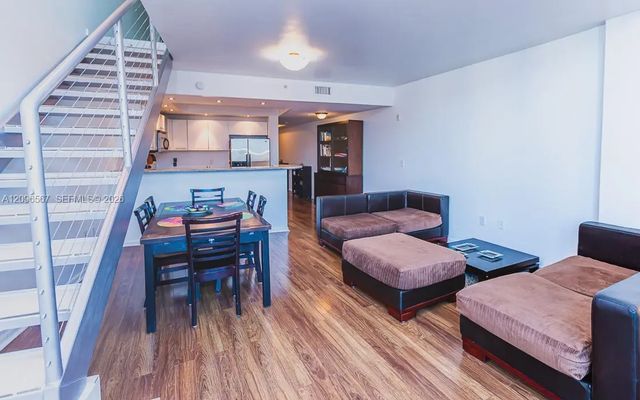 5 of 30 - 2000 Bay Drive #203, Miami Beach, FL