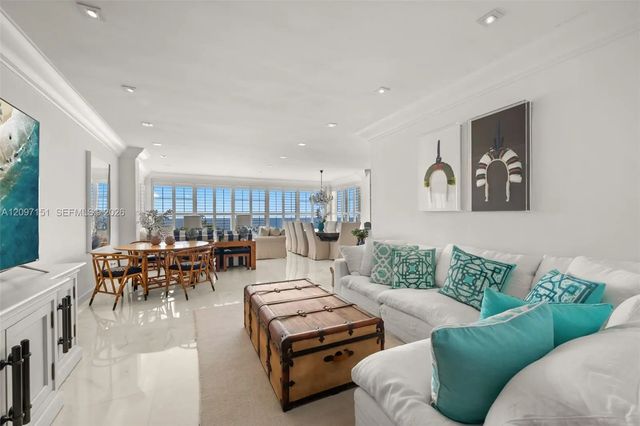 2 of 39 - 4925 Collins Avenue #4a, Miami Beach, FL
