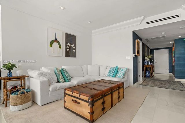 4 of 39 - 4925 Collins Avenue #4a, Miami Beach, FL