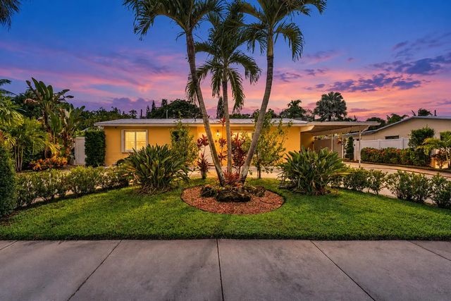 2 of 53 - 949 Laurel Road, North Palm Beach, FL