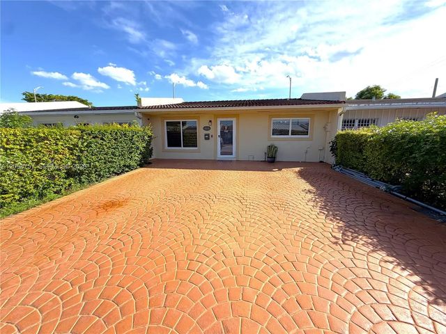 3 of 49 - 10110 Sw 23rd Terrace, Miami, FL
