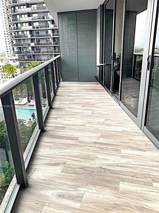 5 of 33 - 801 S Miami Avenue #1203, Miami, FL