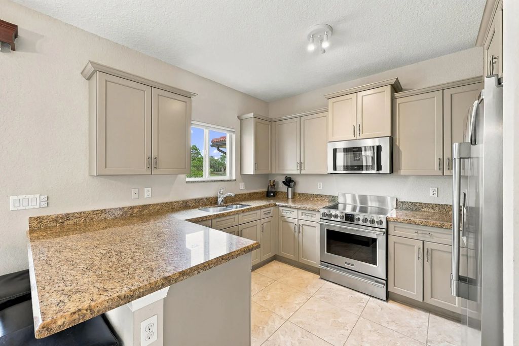 6854 Langdon Way, Lake Worth
