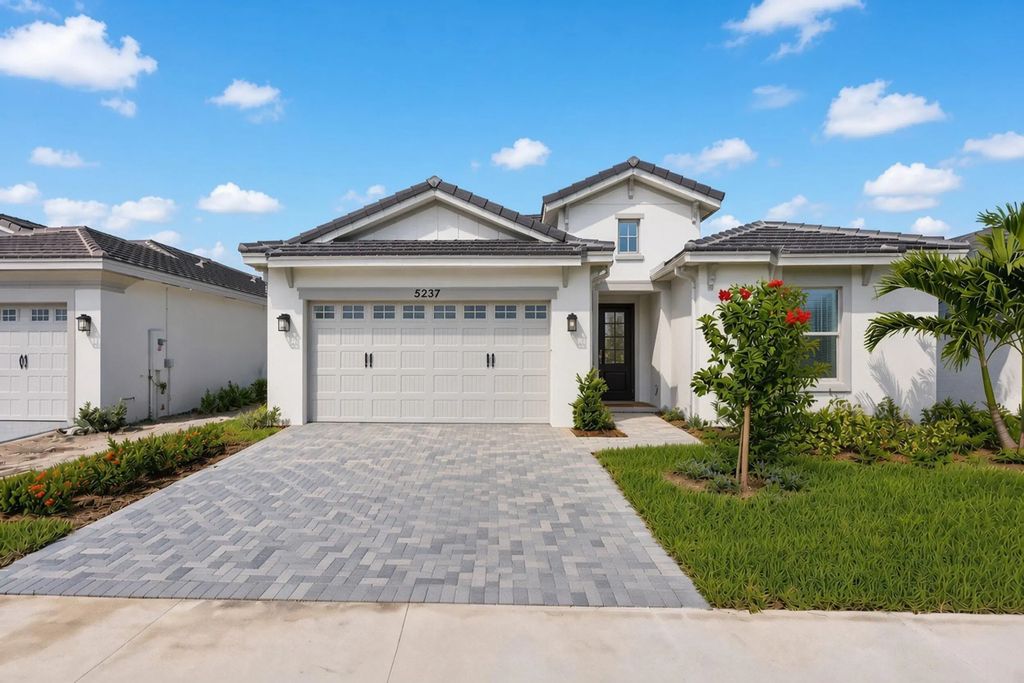 5237 Treaty Oak Trace, Westlake