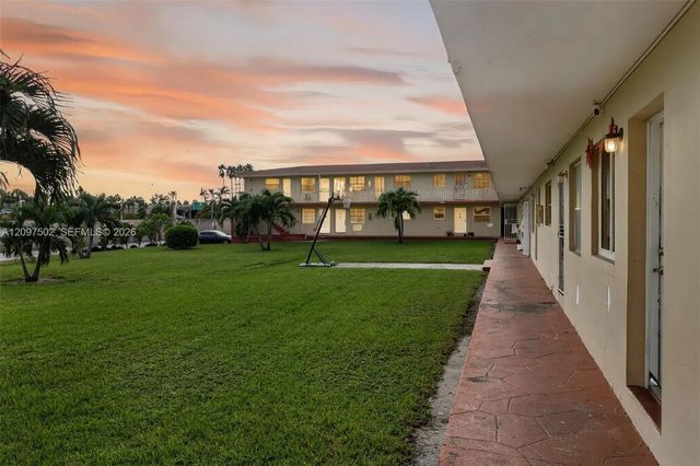 2551 Nw 13th Street #10, Miami