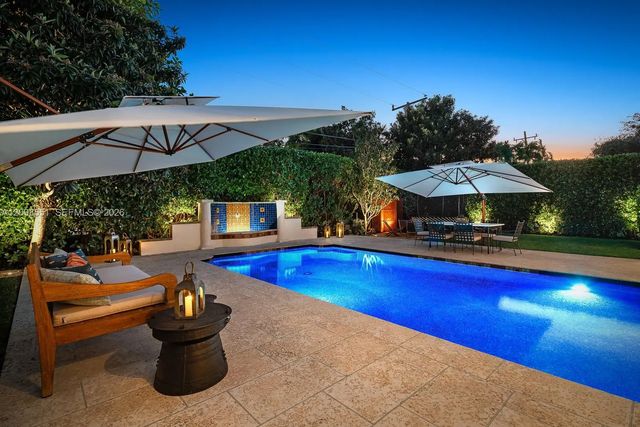 5 of 52 - 1234 S Greenway Drive, Coral Gables, FL