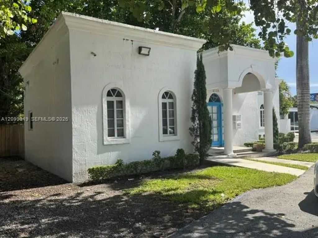 2520 S Dixie Highway, Miami
