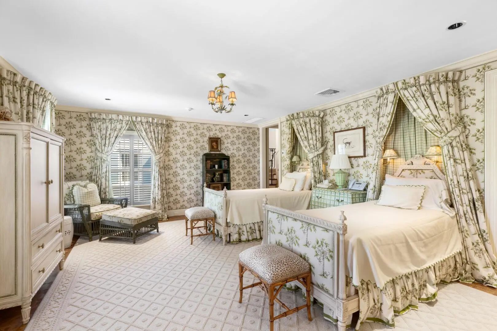 320 El Vedado Road, Palm Beach, FL, 33480