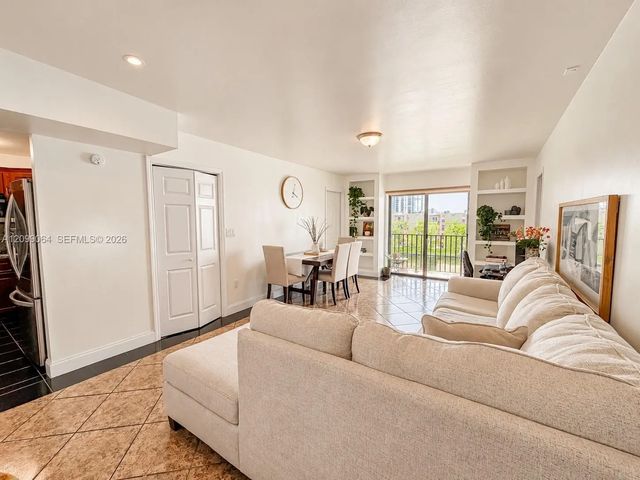 4705 Nw 7th Street #408-7, Miami